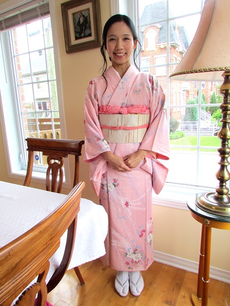 roger nico san kimono rose