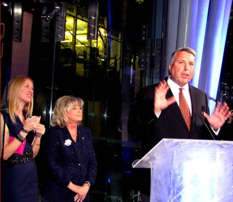 huet charles crawford avec lise watier et fille sr