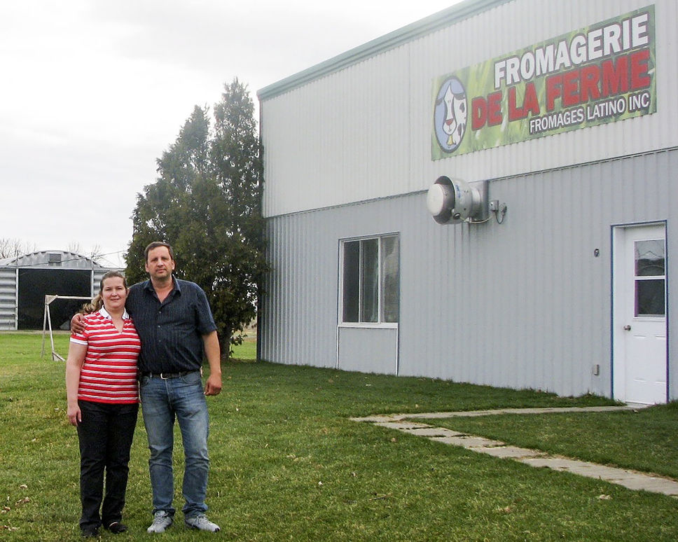 fromages latino couple