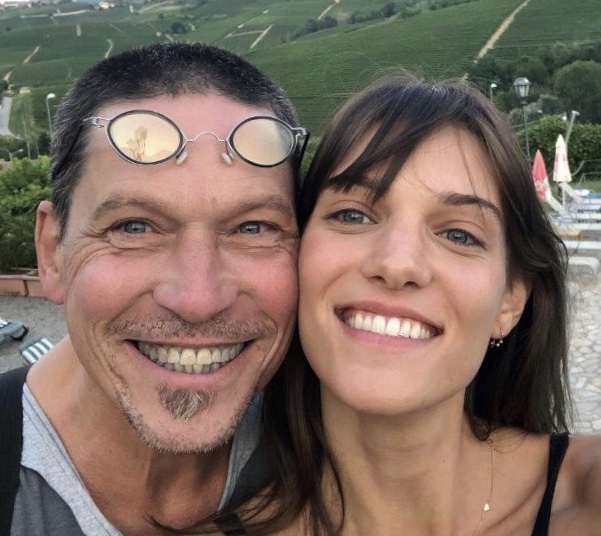 revue charles charlotte