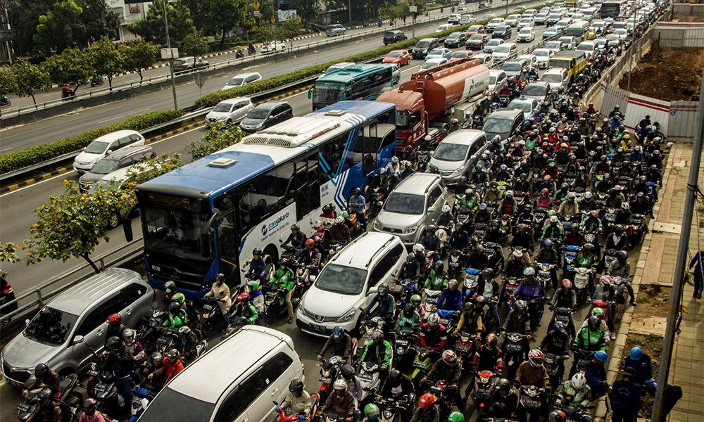 revue bouchons Jakarta Indonésie