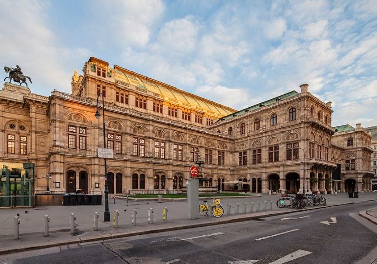 6 Opera National