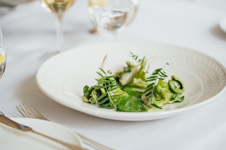 manoir hovey restaurant 18