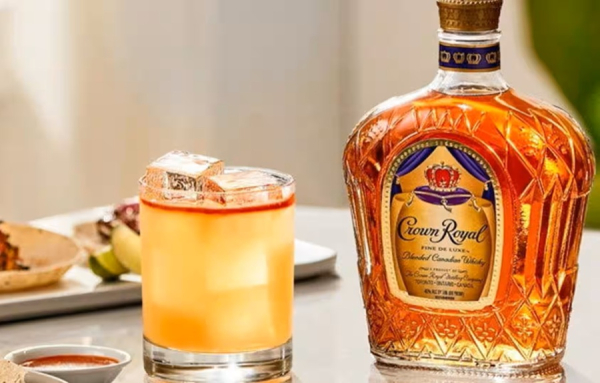 Le distillateur du Crown Royal ferme une usine en Ontario et transfère une partie de ses activités canadiennes aux États-Unis