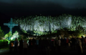 Le village de Petit-Saguenay inaugure la montagne éclairée