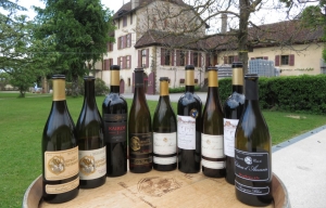 Un échantillonnage des vins produits au Chateau D’Auvernier dans le Canton de Neufchâtel, en Suisse