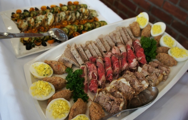 La quantité de bouffe dans les potlucks à Noël