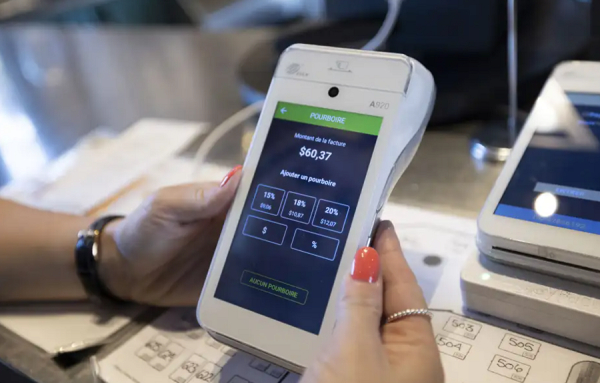 &laquo;Plus les pourboires donn&eacute;s aux serveurs sont importants, plus les propri&eacute;taires de restaurants&hellip; s&rsquo;appauvrissent.&raquo;