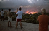 Les feux en Grèce sont-ils de nature criminelle ou accidentelle?