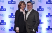 L’honorable Liza Frulla, C.P., C.M., O.Q., directrice générale de l’Institut de tourisme et d’hôtellerie du Québec (ITHQ) et Paolo Di Pietrantonio, associé sénior Horwath HTL- Canada, président du conseil d’administration de l’ITHQ