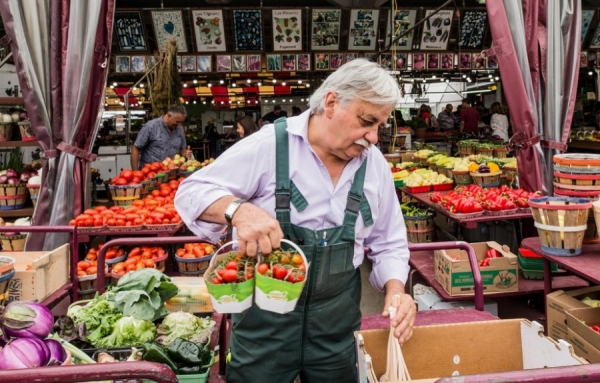Quatre maraîchers du marché Jean-Talon déposent une requête en Cour supérieure
