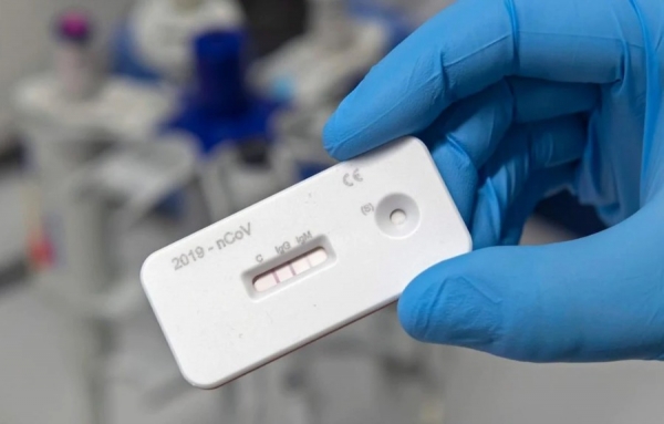 Un test sérologique canadien de la COVID-19 interdit au Canada