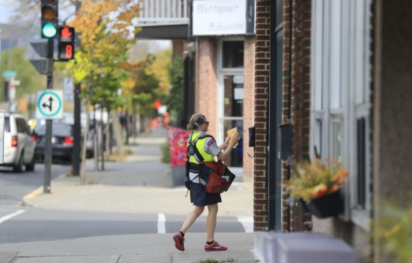 Une nouvelle taxe sur la livraison à venir à Montréal