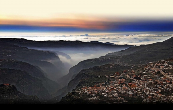 Sur la photo: la région de la Vallée de la Qadisha ou Qadis qui veut dire &quot;Saint&quot; 