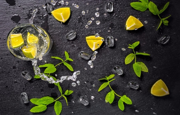 SPICES &amp; CO. - La variété est ce qui épice notre vie