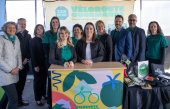 Dans l’ordre habituel : Lucie Lanteigne, consultante pour le produit vélo, Denis Bernier, Destination Sherbrooke, Annie Turcot, C.A.R.T.H.Y., Hélène Plante, Commerce Tourisme Granby région, Lysandre Michaud-Verreault, Tourisme Cantons-de-l’Est, Hélène Vandenberg, Destination Sherbrooke, Annie Langevin, Tourisme Cantons-de-l’Est, Julie Desmarais, Tourisme Cantons-de-l’Est, Dominic Provost, Tourisme Montérégie, Mario Leblanc, Tourisme Montérégie, Aurore Vincent, Tourisme Cantons-de-l’Est