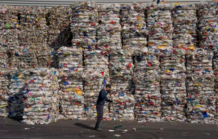 Des multinationales tentent d&#039;annuler l’interdiction des plastiques à usage unique