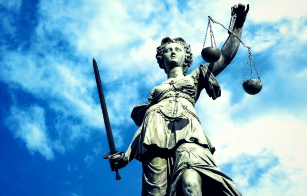 Justice &amp; V&eacute;rit&eacute;