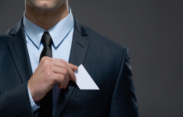 Amalio Corsillo est &agrave; la recherche d'un emploi dans le domaine de la vente, comme repr&eacute;sentant ou comme ambassadeur de marque