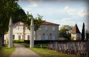 Patrick F. Coulibeuf en exploration pour son château Fonrazade