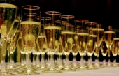 100 millions de bouteilles de champagne invendues en 2020: une perte de 1,7 milliard d&#039;euros