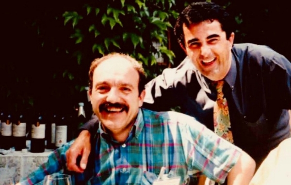 Fous rires &agrave; Vienne, en Autriche, avant les &eacute;preuves du concours en 1998.