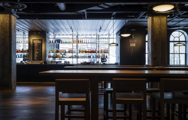 Les restaurants devraient-ils fermer?