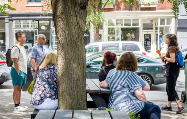 Certains commerçants ont décidé d’interdire l’accès aux guides touristiques illégaux
