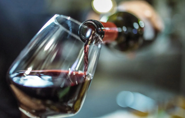 Jean Aubry nous rappelle les avantages du vin consommé avec modération